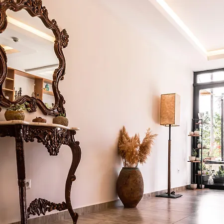 Old Town & Ξενοδοχείο