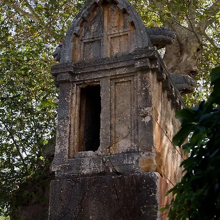 מלון Old Town &