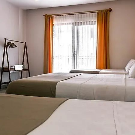 Hotel Old Town &