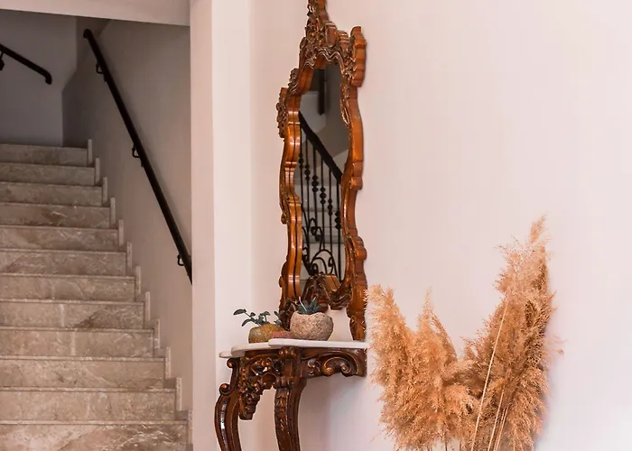 Old Town & Ξενοδοχείο 3*